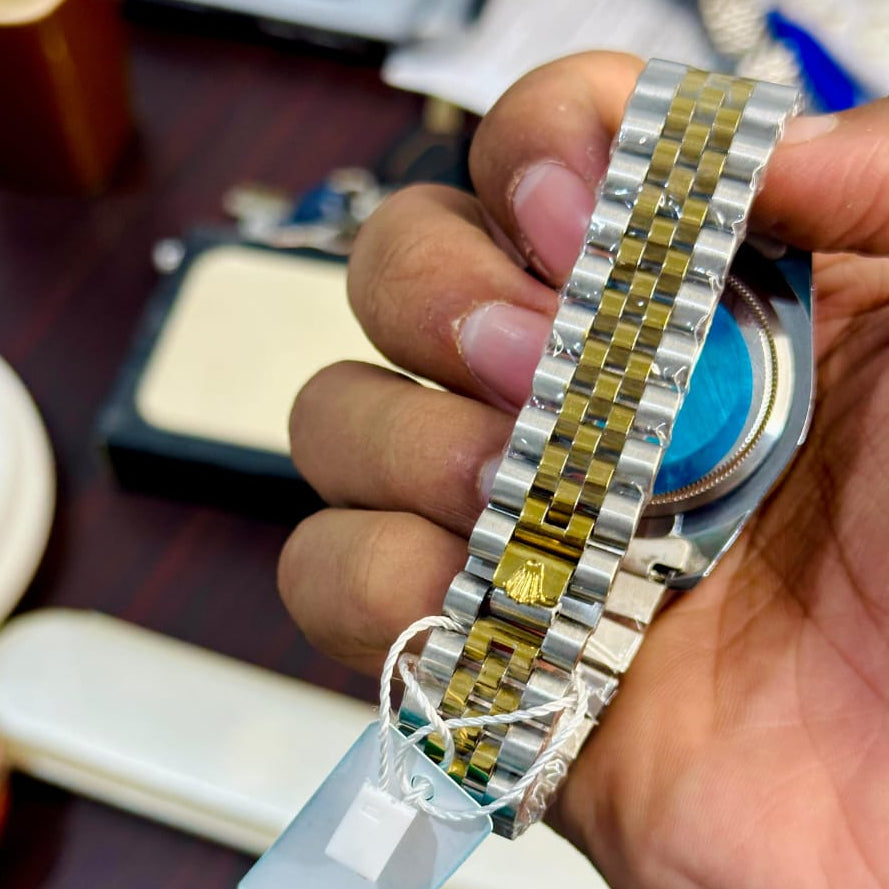 Rolex Watch Elegant Design Luxury Timepiece With Stylish Appearance And Reliable Performance For Everyday Wear